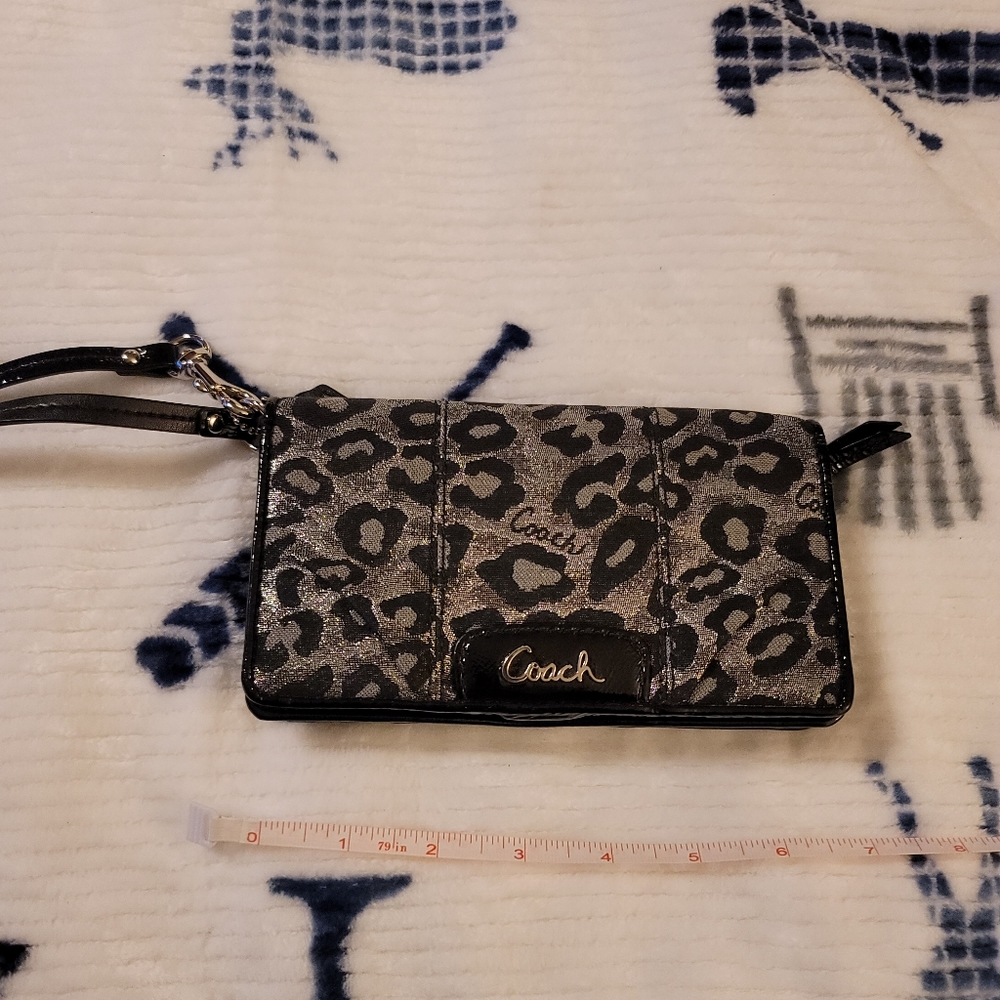 Coach, Wristlet/Wallet